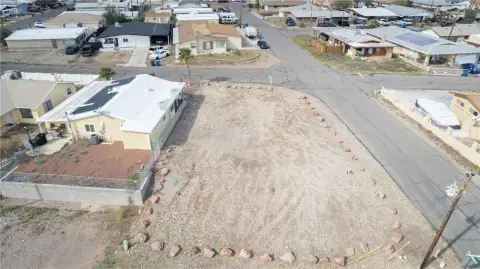 Corner Lot Near Colorado River