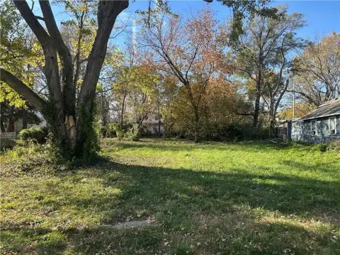 Residential Lot in Kansas City