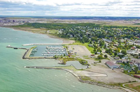 Lake Huron Waterfront Land