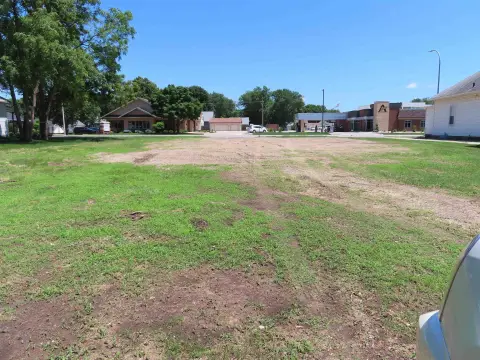 Commercial Land Parcel Pair