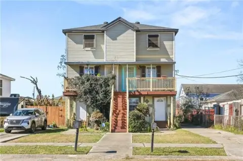 Duplex with Deep Backyard