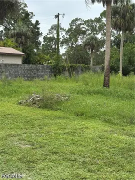 Residential Lot in North Fort Myers