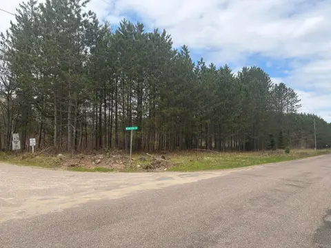 Tomahawk, WI Wooded Land