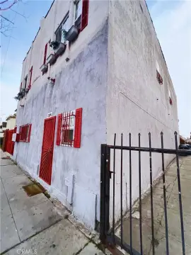 Los Angeles Quadruplex Investment Opportunity