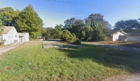 Residential Lot in Pine Bluff