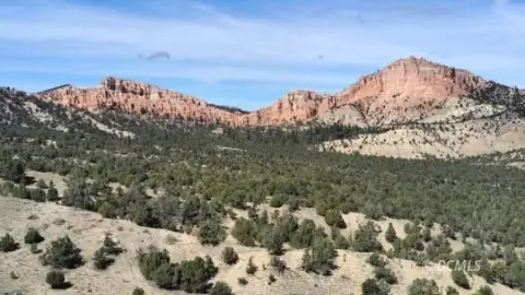 Bryce Canyon Bordering 160 Acres