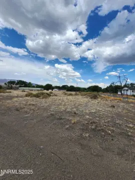Level Homesite with Mountain Views