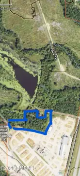 Land Overlooking Lake in Scooba