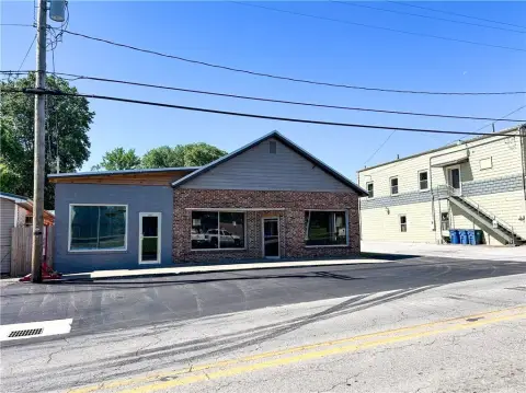 Retail Space in Growing Area