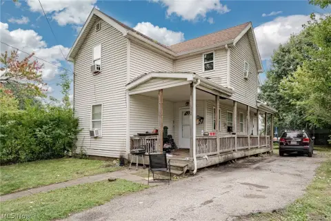 Five-Bedroom Duplex