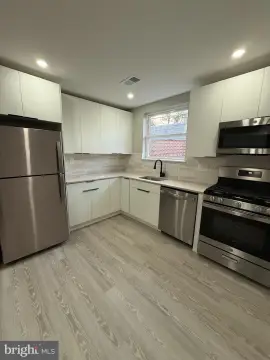 Semi-Detached Duplex with Modern Updates