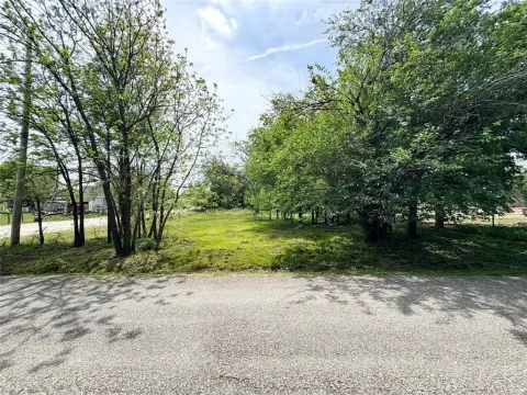 Corner Lot in Cisco, Texas