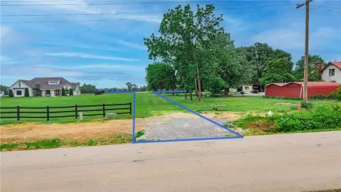Centerton Acreage Ready For Development