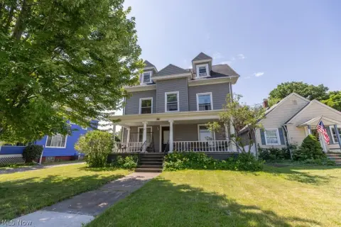 4-Unit Multifamily Property with Garage
