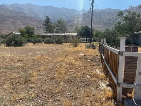 Cabazon Land on Maxine Avenue