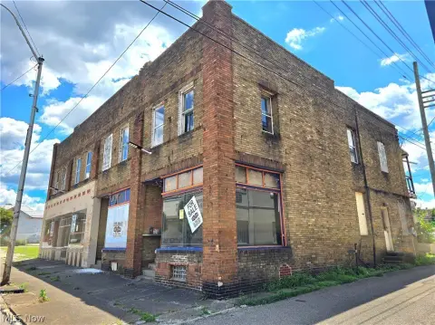 Historic Mixed-Use Building