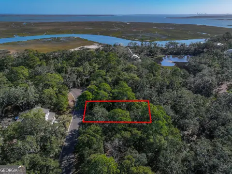 Homesite in Amenity-Rich Coastal Community