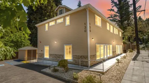 Mixed-Use Building in Boulder Creek