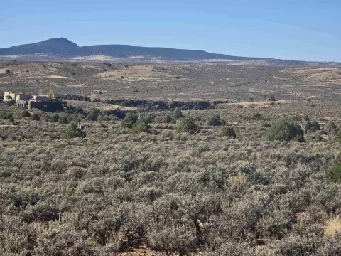 Land in Ranchos de Taos