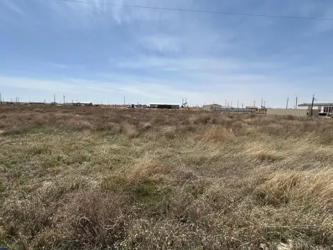 Acre Lot Near Midland, TX