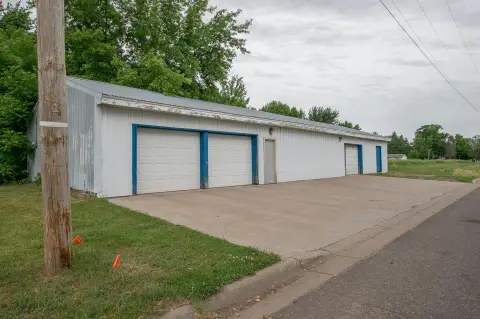 Corner-Lot Warehouse with Electric Service