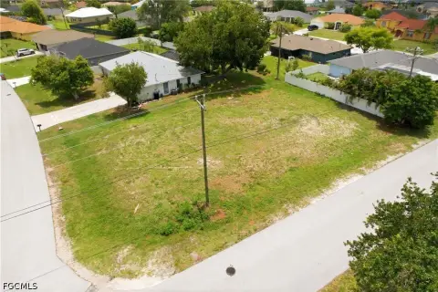 Corner Lot in Cape Coral