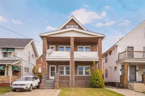 Renovated Duplex with Updated Interiors