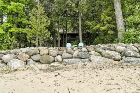 Historic Waterfront Estate on Bay