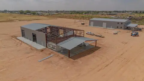 New Commercial Warehouse/Shop on Acres