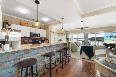 Lake Ozark Penthouse Condo