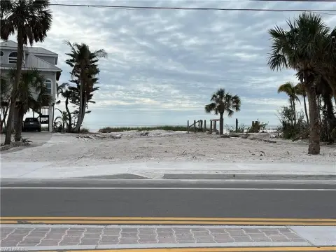 Beachfront Lot Ready to Build