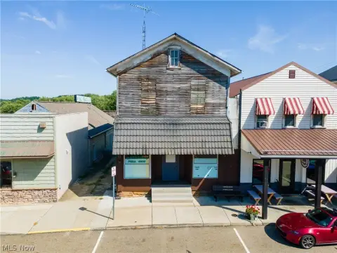 Restaurant Building with Equipment