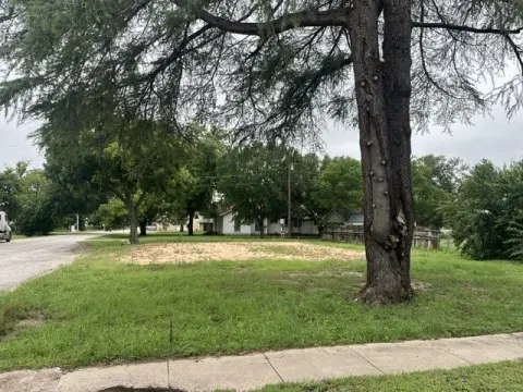 Commercial Land Near Downtown