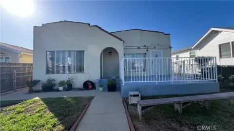 Triplex With Vacant Front Unit