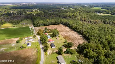 Waterfront Hunting Tract with Woods