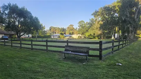 Residential Land in Lake Forest