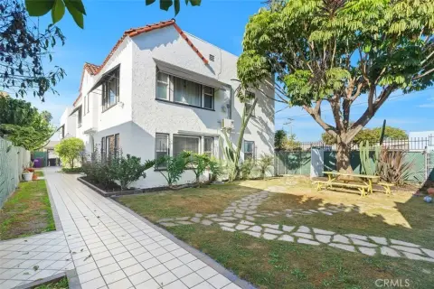 Long Beach Mixed-Use Investment