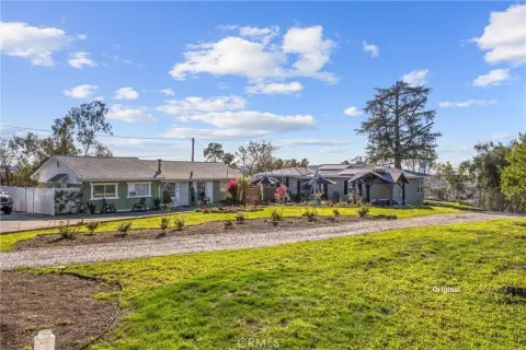 Yucaipa Bluff-Top Property with Residences