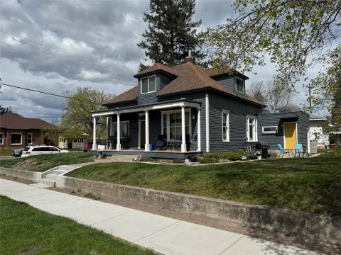 1890 Triplex with Covered Porch