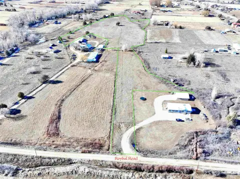 7.71 Acres in Penasco, NM