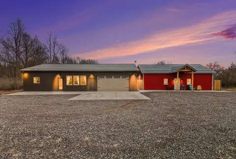 Turnkey Canine Facility on Acreage