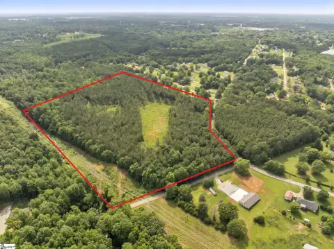 25 Acres Corner Lot in Anderson