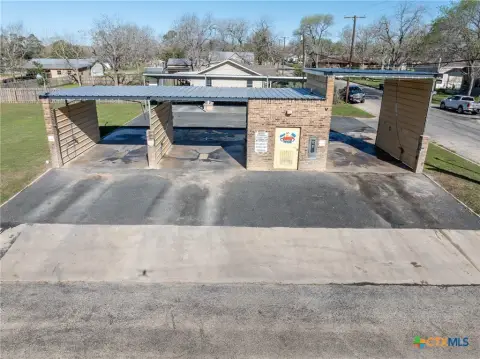 Turnkey Car Wash in Shiner, TX
