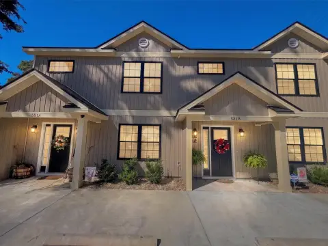 Brand-New Duplex with Private Patios