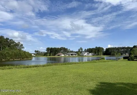 Lakefront Homesites in Carolina Colours