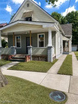 Renovated Duplex with 3-Car Garage