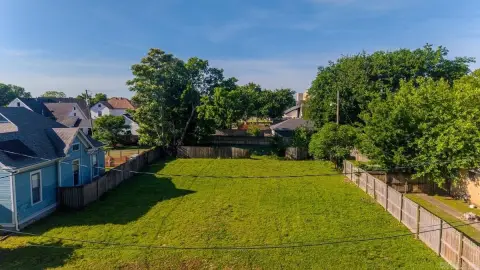 C-3 Zoned Development Lot