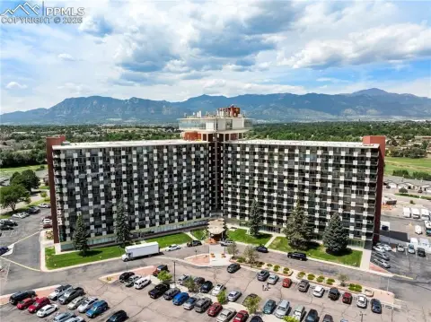 Penthouse Office Condo with 360 Views