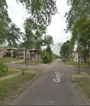 Land in Pontiac, Michigan