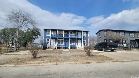 Mahncke Park Duplex Investment Opportunity